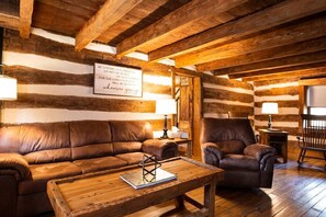 TV connectée, lecteur de DVD, livres