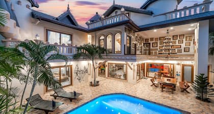 POTTERLAND Luxury Pool Villa Pattaya Walking Street