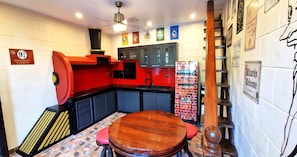 Luxury-Villa | Eigene Küche | Großer Kühlschrank, Mikrowelle, Ofen, Herdplatte