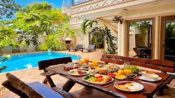 Petit déjeuner buffet
