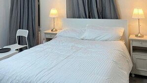熨斗/熨衫板、Wi-Fi、床單