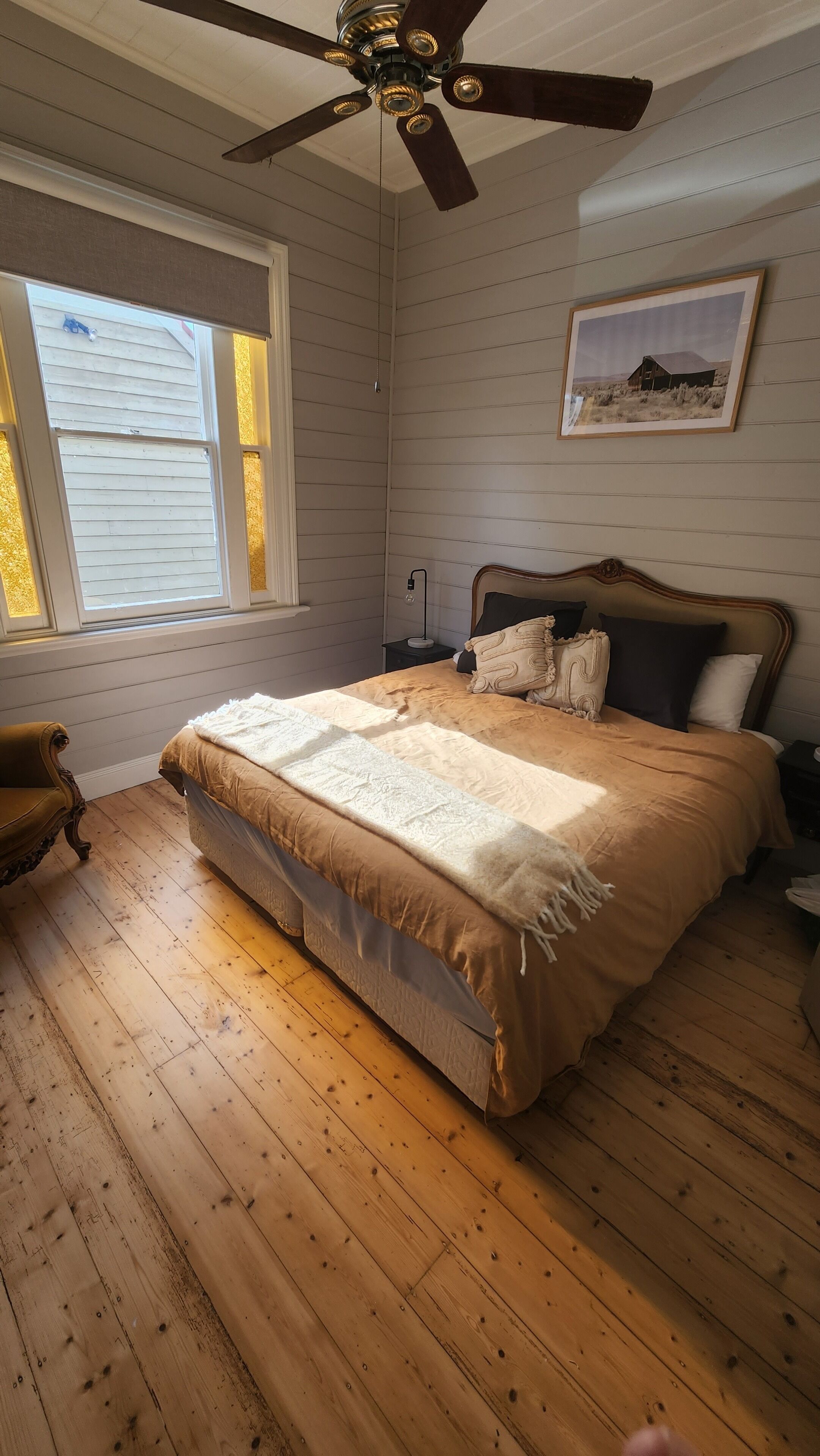 2 chambres, fer et planche à repasser, lit parapluie, Wi-Fi gratuit