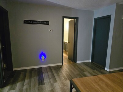 Como's Finest- A Home Away From Home- Sleeps 10