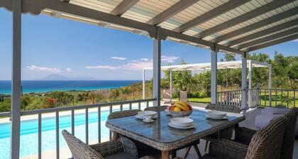 Villa Filokalia With Exceptional View, Kastro Kyllini, Greece