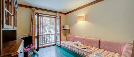 Wifi gratis y ropa de cama