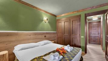 1 chambre, Wi-Fi gratuit, draps fournis