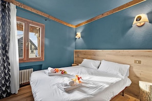 1 bedroom, free WiFi, bed sheets