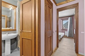 1 chambre, Wi-Fi gratuit, draps fournis