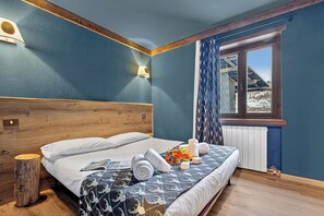 1 quarto, Wi-Fi de cortesia, roupa de cama