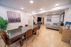 Interior - Da Vinci Suites 201 (San Juan)