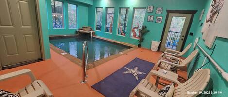 Piscine intérieure, piscine chauffée