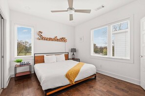 3 bedrooms, iron/ironing board, WiFi