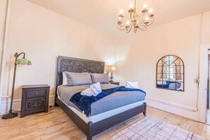 2 chambres, Wi-Fi gratuit, draps fournis