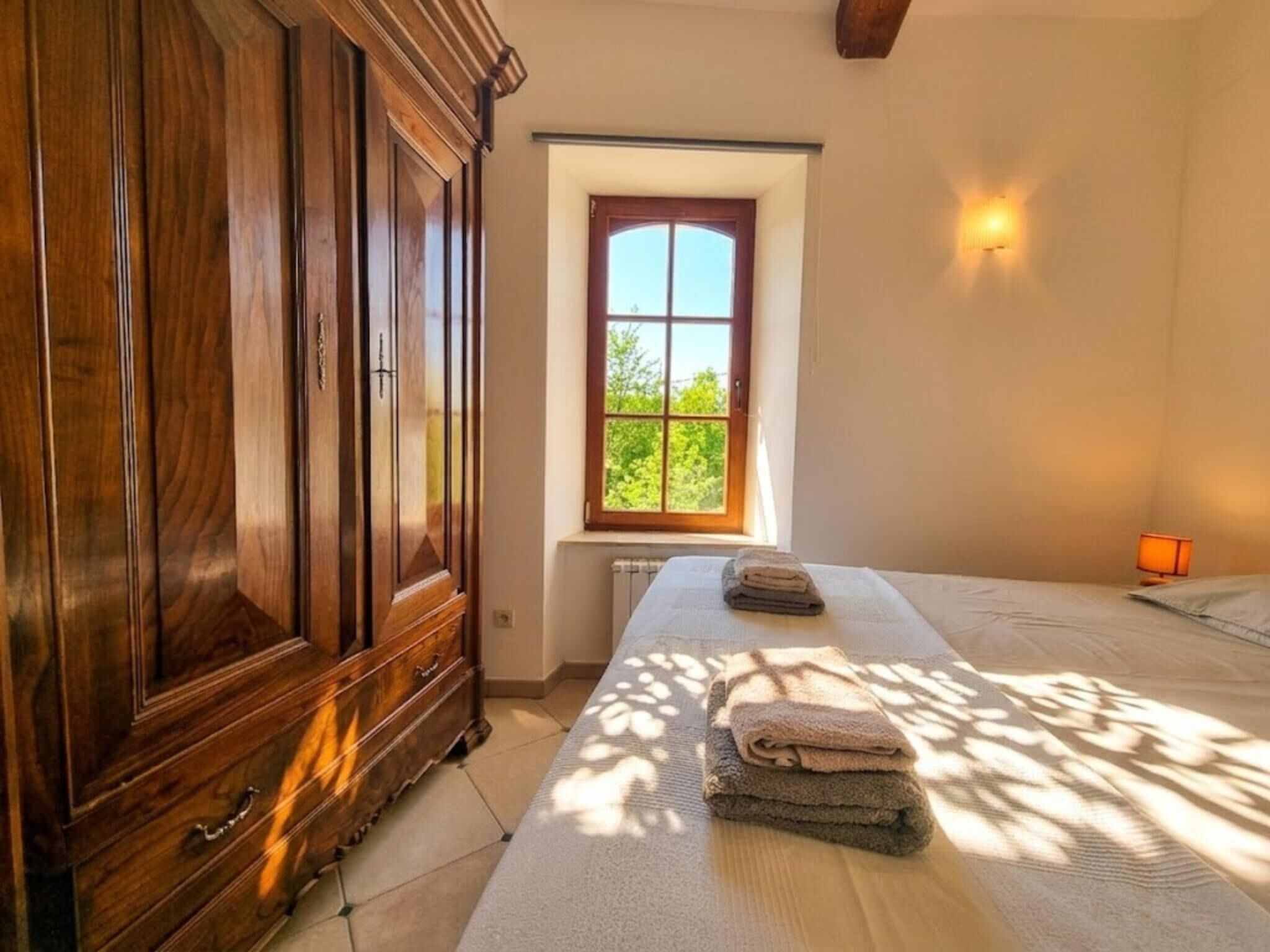 6 bedrooms, internet
