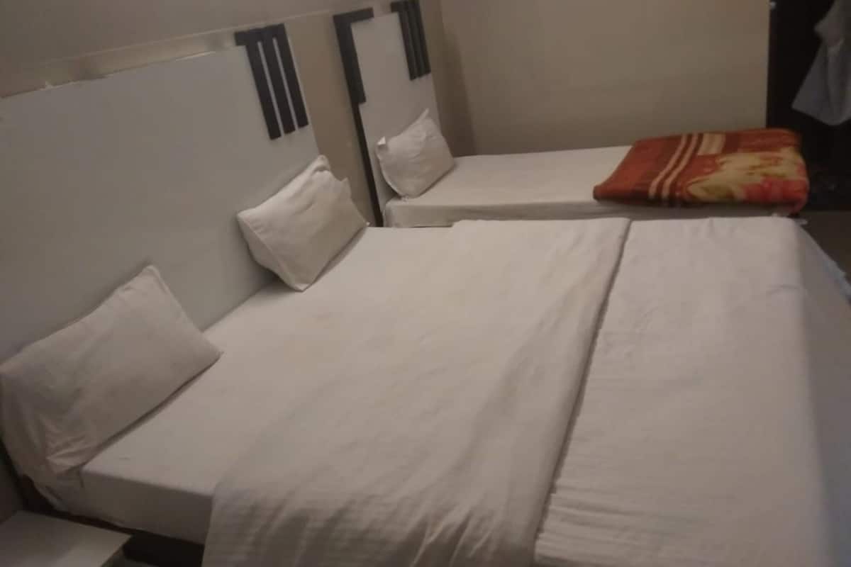 Egyptian cotton sheets, premium bedding, down duvets, memory-foam beds