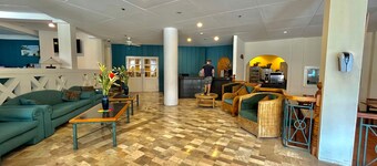 Coco Grande Hotel
