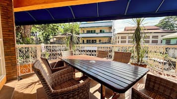 Executive Suite | Terrace/patio