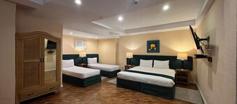 Coco Grande Hotel