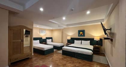 Coco Grande Hotel