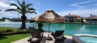 Lakeview Luxury House
