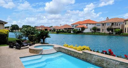 Villa Oak Lake Azure - Ultra Luxury Lakeview Oasis