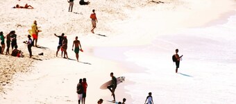 Bondi Breeze Apartment