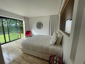 4 soverom, strykejern/-brett, wi-fi og sengetøy