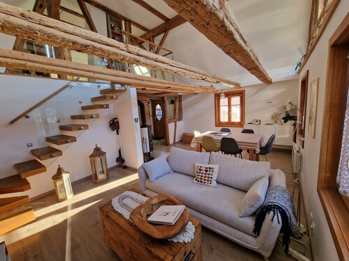 Une Maison à Colombages - Cosy, Lumineuse et Sauna