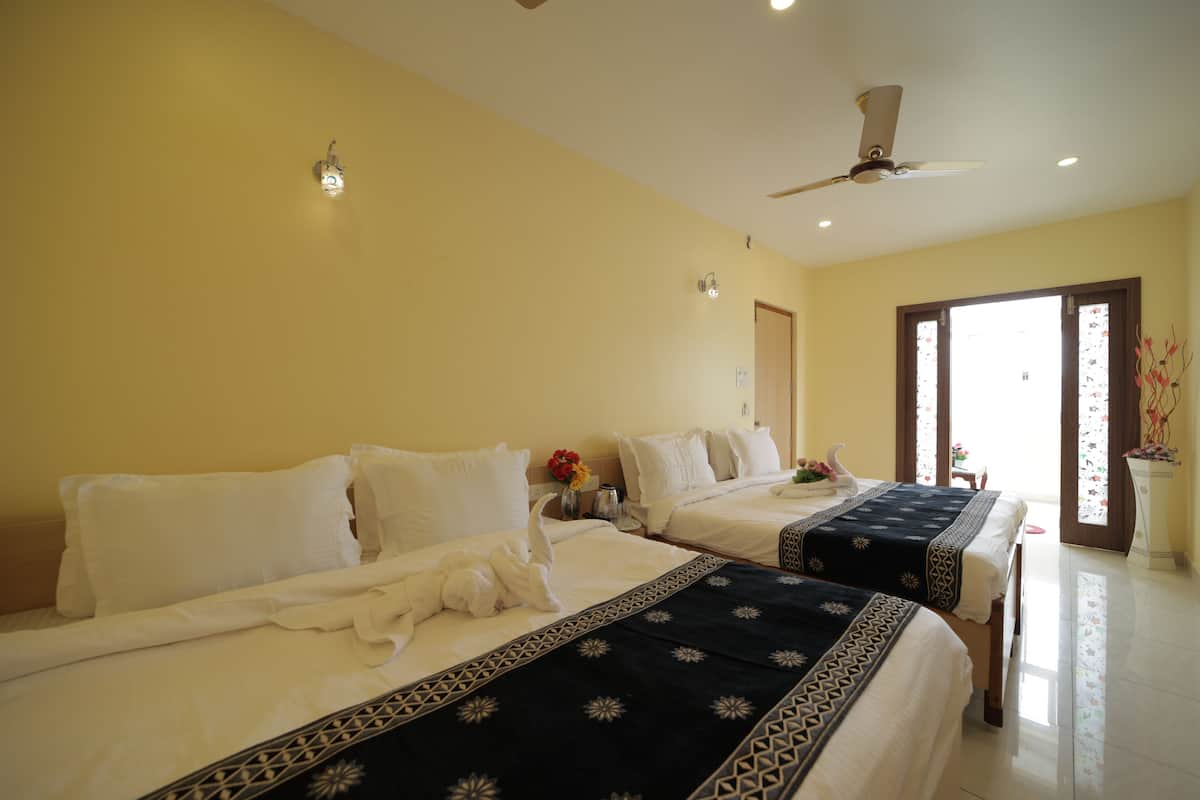 Studio Suite | Egyptian cotton sheets, premium bedding, free WiFi, bed sheets