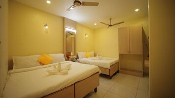 Superior Room | Egyptian cotton sheets, premium bedding, free WiFi, bed sheets