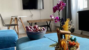 Executive Apartment | 1 bedroom, premium bedding, Select Comfort beds, in-room safe