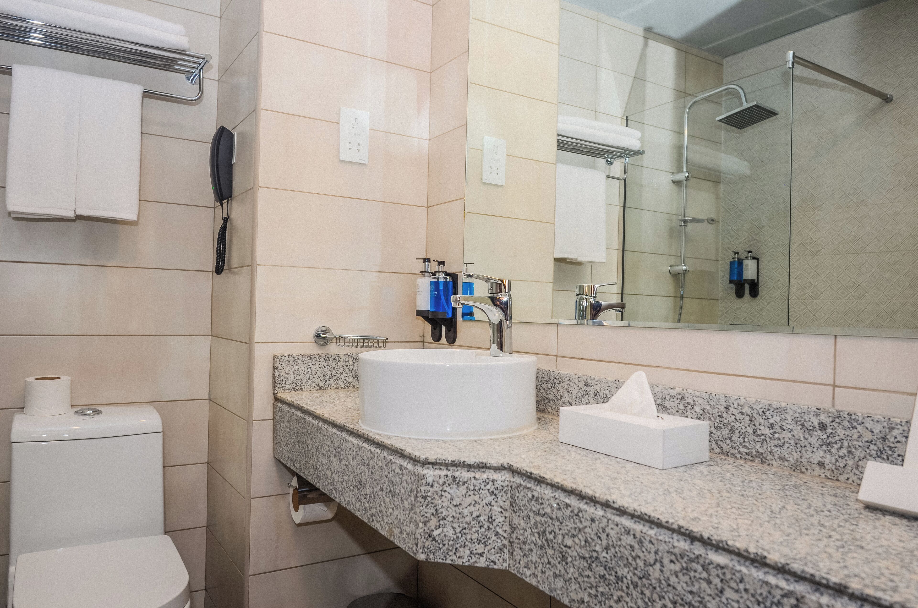 Foto - VOGO Grand Hotel Formerly Best Western Plus Hotel Dubai Academic City