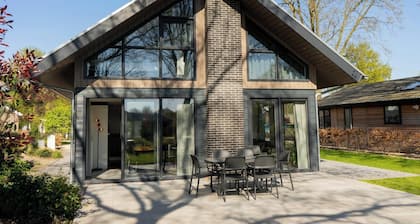 Freistehende Villa mit 5 Schlafzimmern und 2 Badezimmern