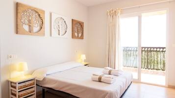 1 bedroom, iron/ironing board, free WiFi, bed sheets