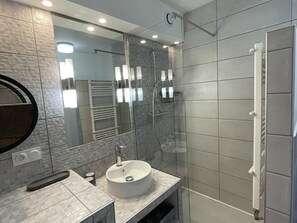Bathroom - 2-room apartment for 4 with balcony in Alpe d'Huez (Huez)