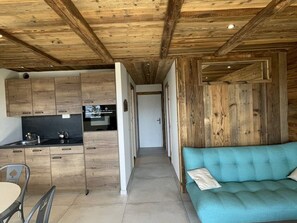 TV - 2-room apartment for 4 with balcony in Alpe d'Huez (Huez)