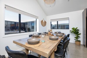 Dining - The Green House: Luxe Eco Escape (Martinborough)