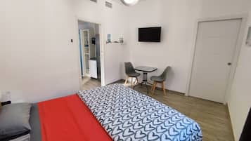 1 soverom, strykejern/-brett, wi-fi (inkludert) og sengetøy