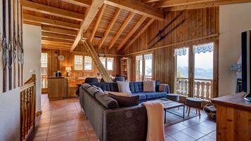 Télévision, cheminée