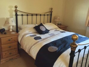 1 habitación, cuna de viaje y wifi gratis 