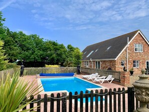 Outdoor pool, a heated pool - Luxury Holiday Home With Pool - Sleeps 13 (Stewton)