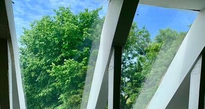 Luxury Holiday Home With Pool - Sleeps 13