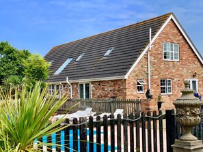 Piscine extérieure, piscine chauffée