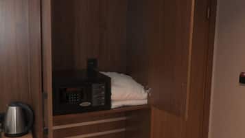 Chambre Confort avec lits jumeaux, 2 lits une place | 1 chambre, literie de qualité supérieure, matelas mémoire de forme