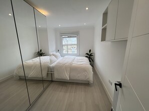 1 chambre, bureau, fer et planche Ă repasser, Wi-Fi gratuit