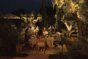 Outdoor dining - Amagatay Menorca (Alayor)