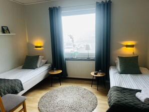 Comfort Double or Twin Room | Blackout drapes, soundproofing, free WiFi, bed sheets