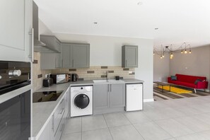 Apartment, 1 Queen Bed | Private kitchen - Impeccable 1-bed Apartment in Ebbw Vale, Wales (Ebbw Vale)