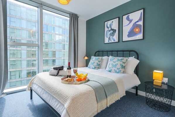 1 bedroom, iron/ironing board, travel crib, WiFi