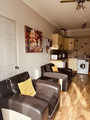 Interior - Adorable one-bed place in Cambridgeshire (March)